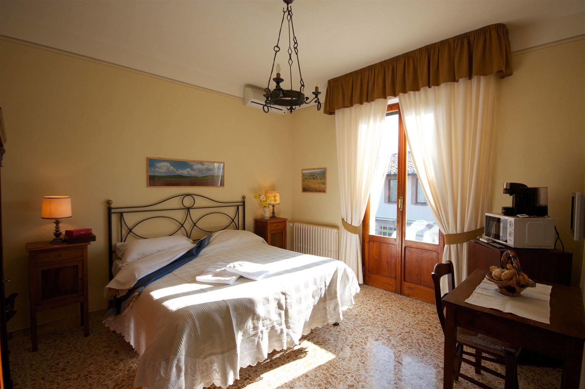Camere Andrei Pienza Exterior photo